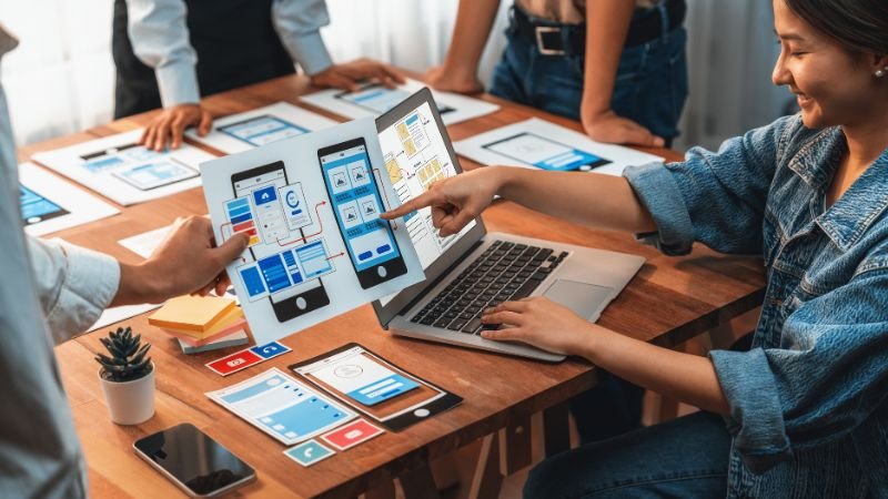 Front end and back end website development process 